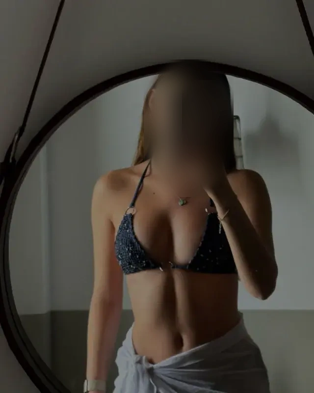Roxane - Image 2